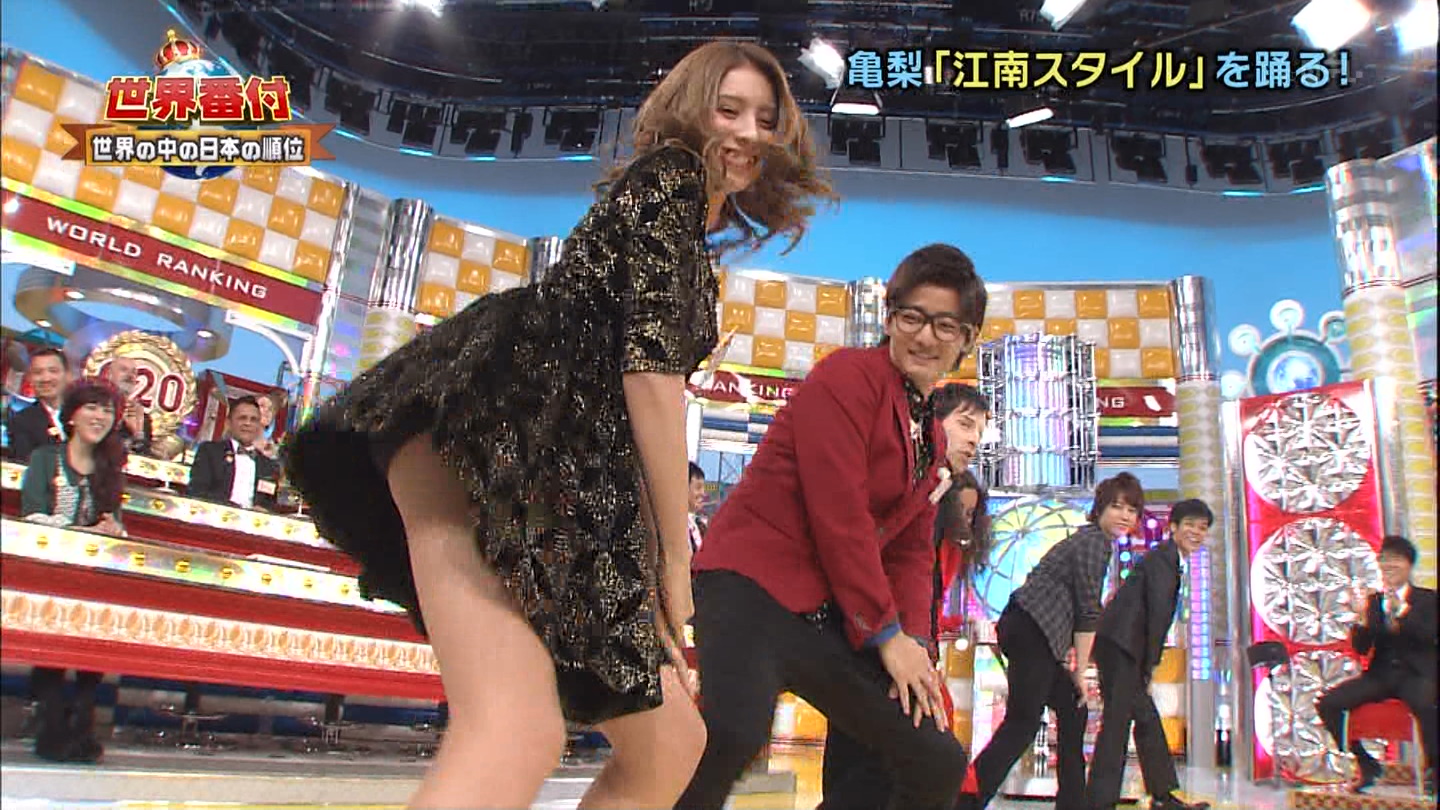 芸能人 の パンチラ