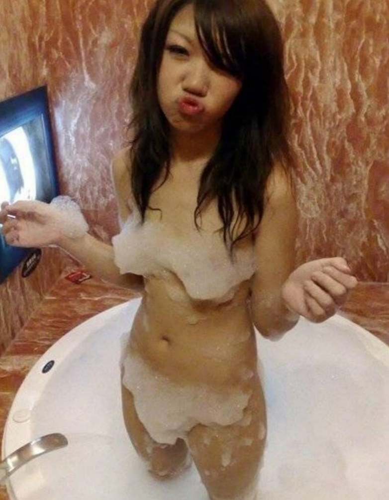 素人　ラブホ　風呂 ラブホテルでお風呂に入る素人女性の入浴エロ画像 | エロ画像 ...
