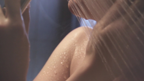 倉科カナの全裸シャワーシーンエロ画像004
