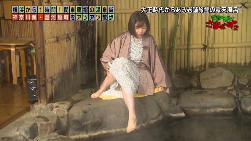 田中瞳アナの浴衣姿のエロ画像023