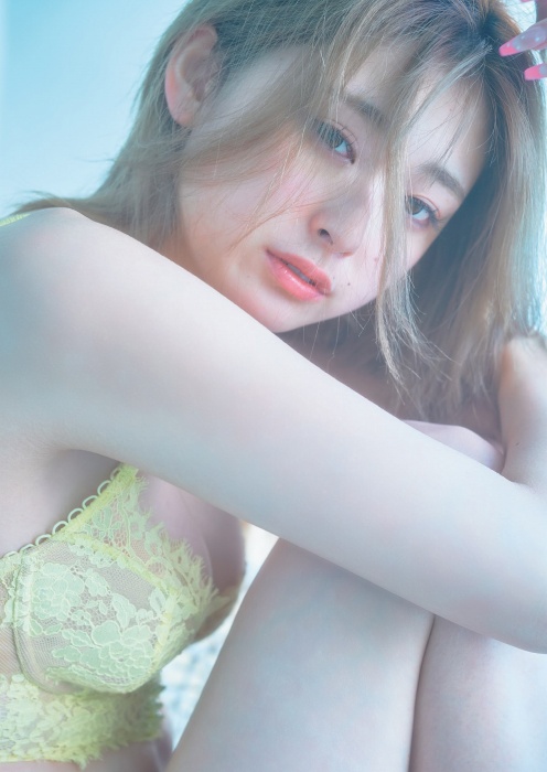 ゆうちゃみの水着グラビアエロ画像010