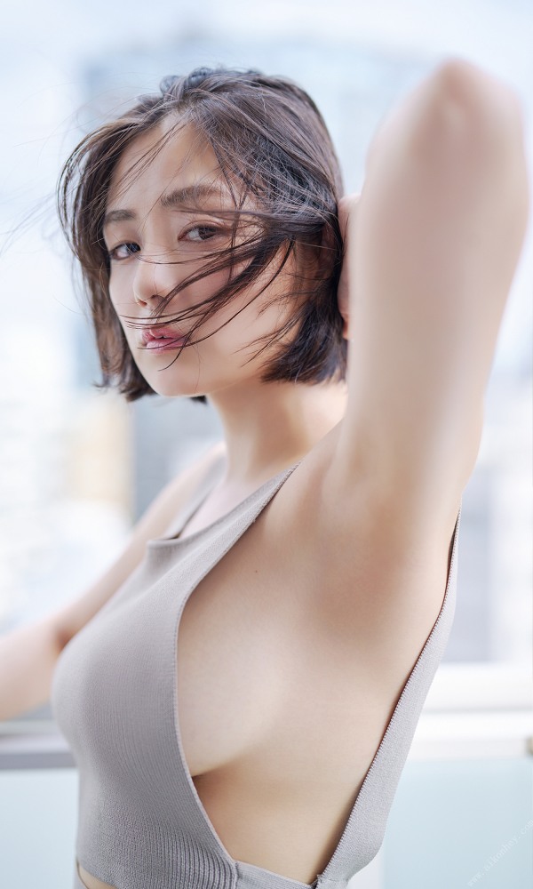 片山萌美 画像007