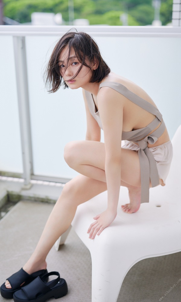 片山萌美 画像011