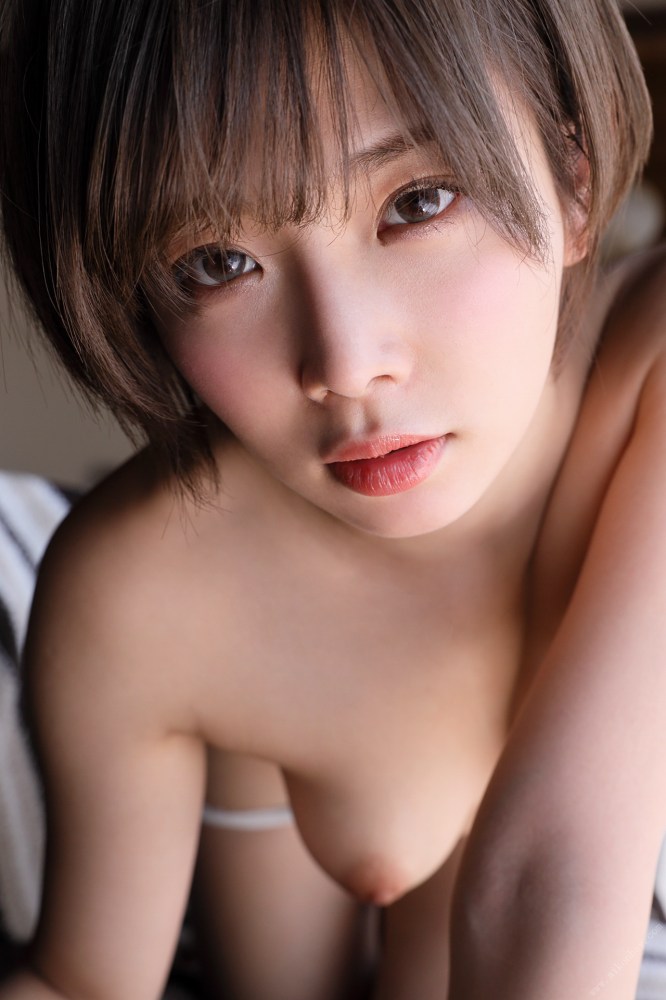 紗倉まな 画像007