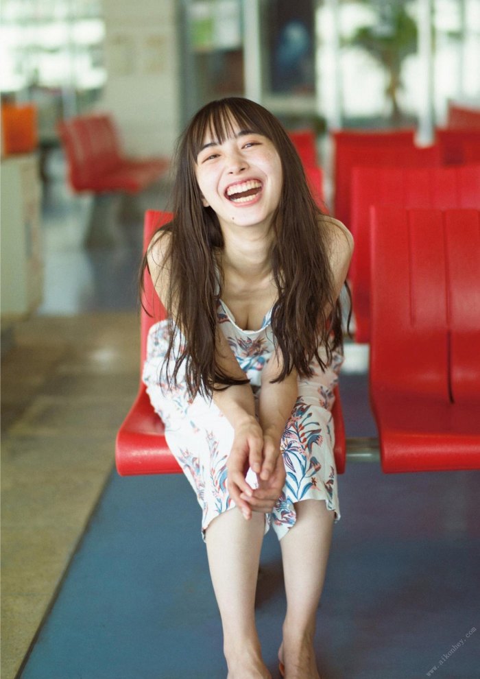 井桁弘恵 画像010