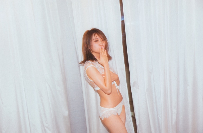 秋元真夏 画像020