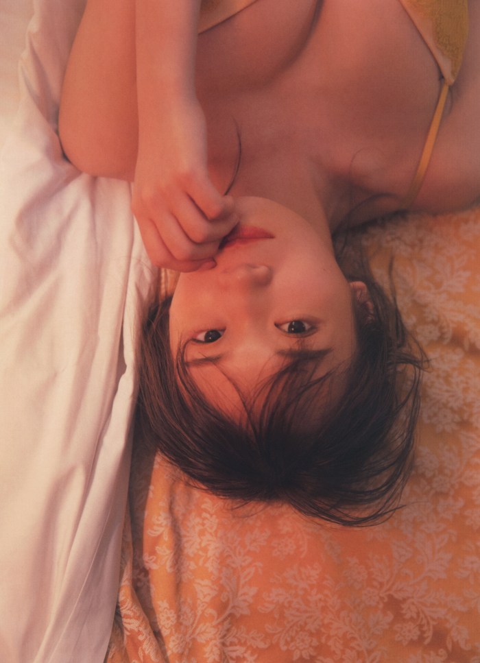 秋元真夏 画像025