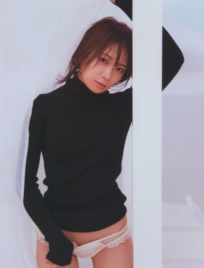 秋元真夏 画像035