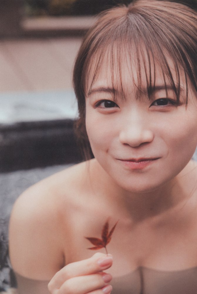 秋元真夏 画像049
