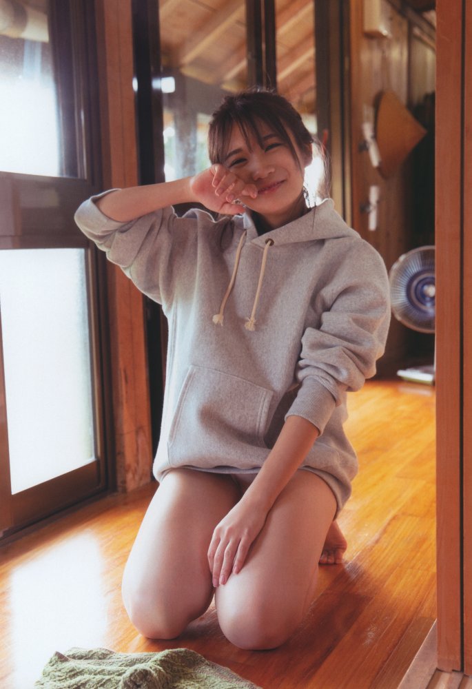秋元真夏 画像082
