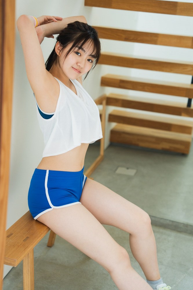 豊田ルナ 画像001