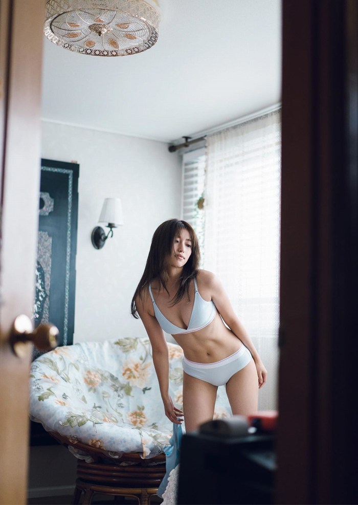 山下エミリー 画像023