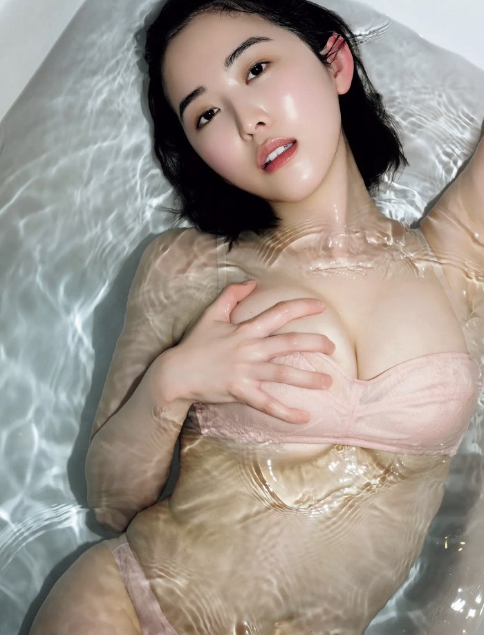 おしの沙羅 画像008