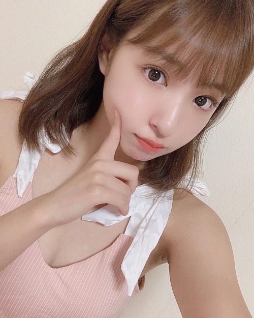 近藤里奈のSNS写真エロ画像004