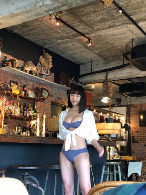 鈴木聖のSNSセクシー写真エロ画像002