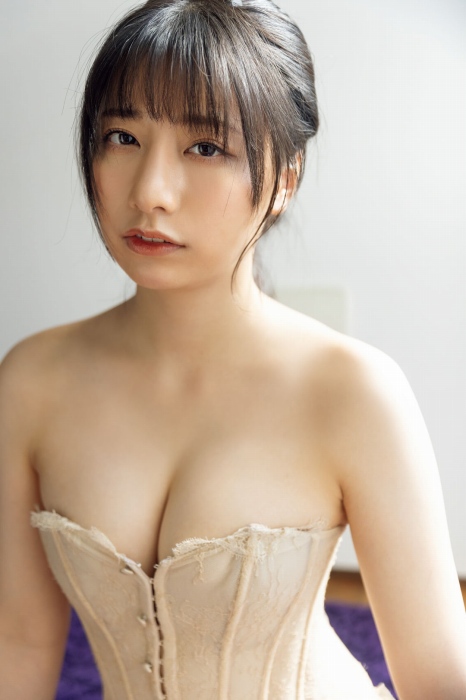 鈴木優香のセクシーランジェリーグラビアエロ 画像007