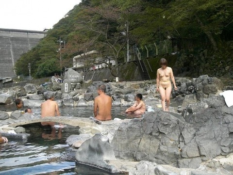 outdoor_hotspring_bath_1775_004s